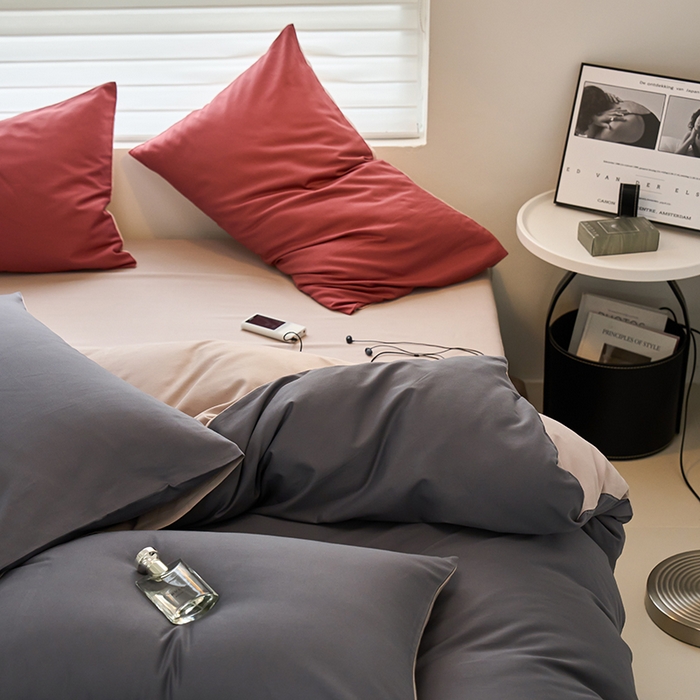 91家纺网 家纺一手货源 找家纺 沐白家居 2023火山小磨毛拼色基础款四件套 钛苏