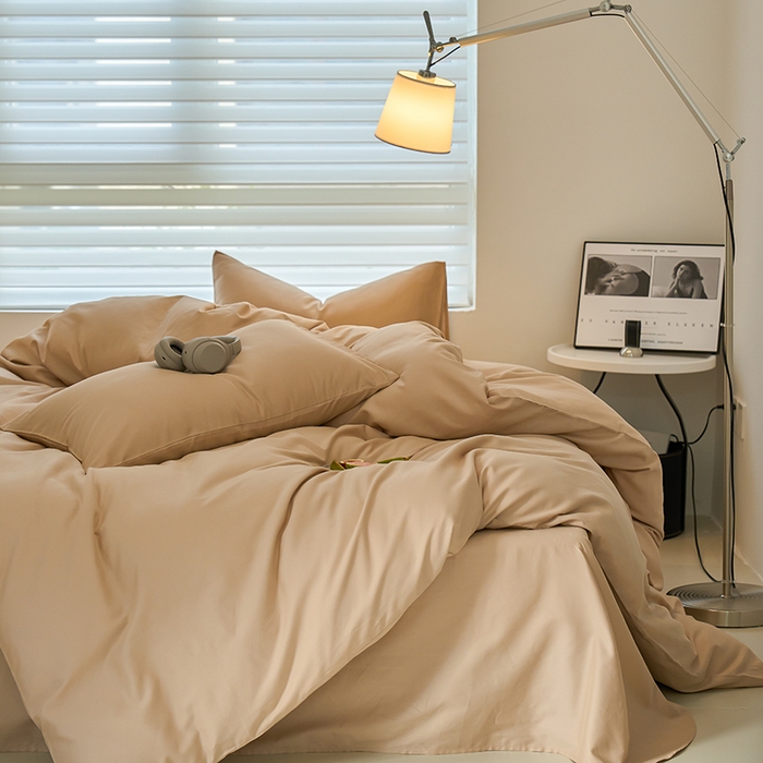 91家纺网 家纺一手货源 找家纺 沐白家居 2023火山小磨毛拼色基础款四件套 鱼肚