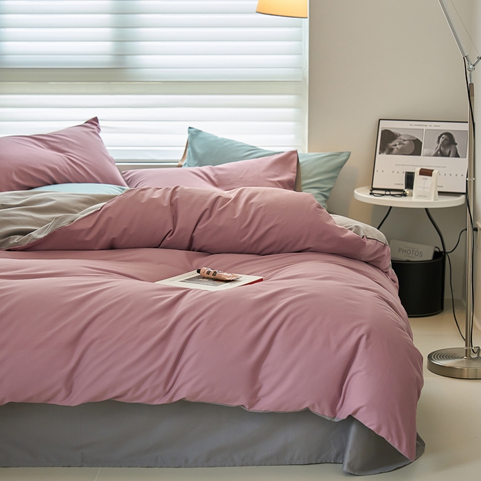 91家纺网 家纺一手货源 找家纺 沐白家居 2023火山小磨毛拼色基础款四件套 紫调