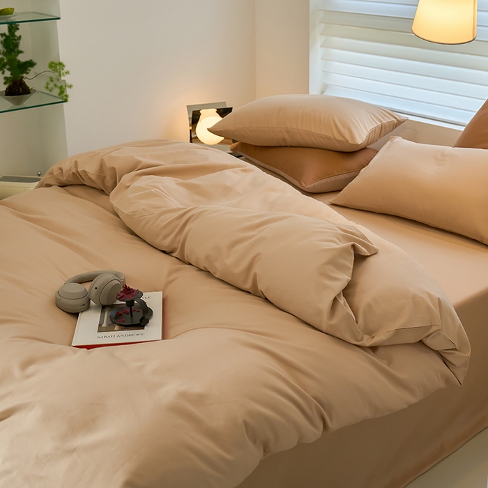 91家纺网 家纺一手货源 找家纺 沐白家居 2023火山小磨毛拼色基础款四件套 鱼肚