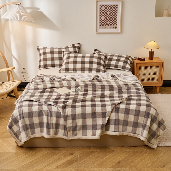 91家纺网 家纺一手货源 找家纺 吾诺 2023秋冬 双面加厚无印风双面牛奶绒毯子 法莱绒毛毯  灰色中格