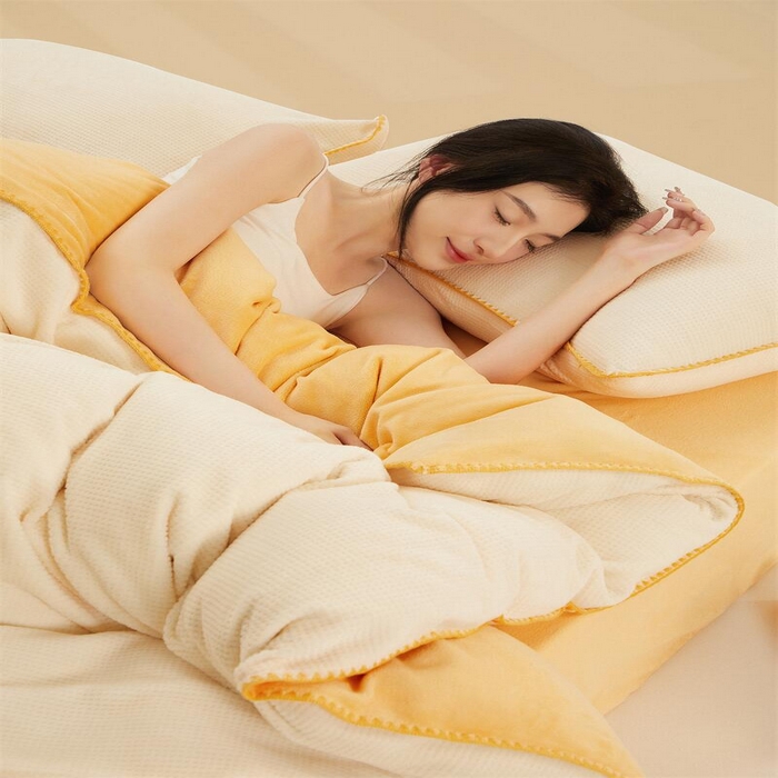 91家纺网 家纺一手货源 找家纺 （总）吾诺 2023秋冬 贝壳边华夫格牛奶绒四件套-纯净版拍摄风格