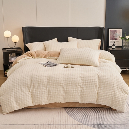 91家纺网 家纺一手货源 找家纺 （总）恒爱家纺 2023新款双面高克重亲肤牛奶绒菱形四件套