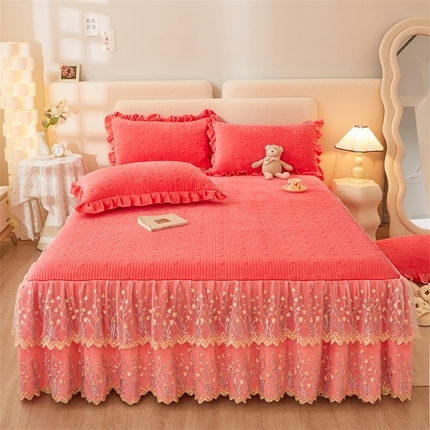 91家纺网 家纺一手货源 找家纺 （总）恒爱家纺 2023新款蕾丝床裙款三件套 郁金香