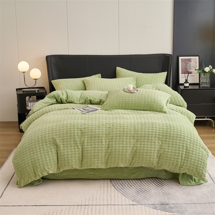 91家纺网 家纺一手货源 找家纺 （总）恒爱家纺 2023新款双面高克重亲肤牛奶绒菱形四件套