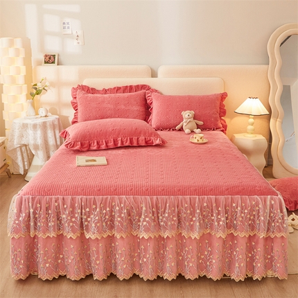 91家纺网 家纺一手货源 找家纺 （总）恒爱家纺 2023新款蕾丝床裙款三件套 郁金香