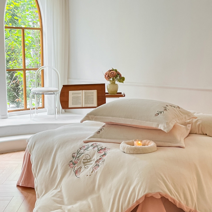 91家纺网 家纺一手货源 找家纺 红馆 2023新款法式奶油温柔风-牛奶绒四件套 佛罗里达的花季