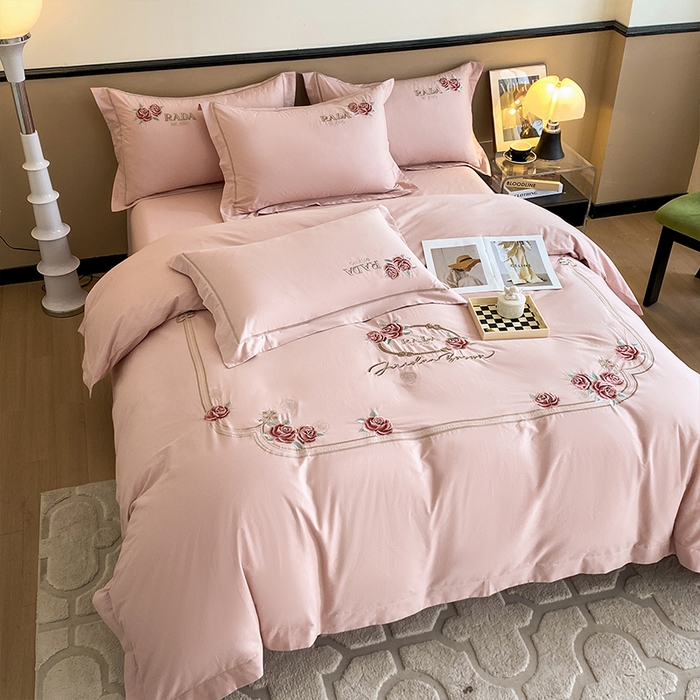 91家纺网 家纺一手货源 找家纺 理想家家纺 2023新款全棉磨毛刺绣四件套 玫瑰庄园 粉