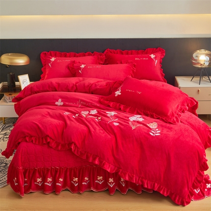 91家纺网 家纺一手货源 找家纺 （总）恒爱家纺 2023新款床盖款四件套 温馨花园