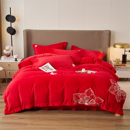 91家纺网 家纺一手货源 找家纺 （总）恒爱 2023新款慵懒感230g全消光牛奶绒绣花四件套-暖阳