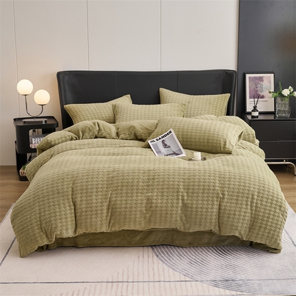 91家纺网 家纺一手货源 找家纺 （总）恒爱家纺 2023新款双面高克重亲肤牛奶绒菱形四件套