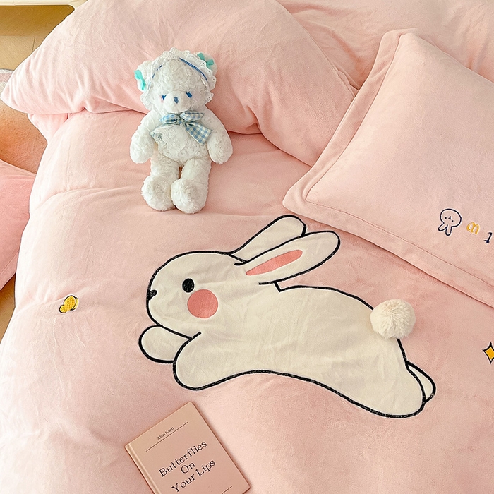 91家纺网 家纺一手货源 找家纺 红馆 2023新款ins小清新-牛奶绒四件套 瑞贝卡粉