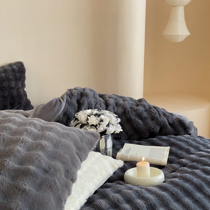 91家纺网 家纺一手货源 找家纺 （总）梦享生活家居 2023新款兔兔绒四件套