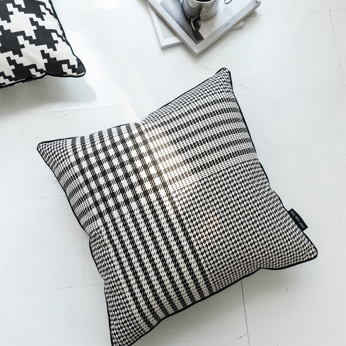 91家纺网 家纺一手货源 找家纺 918拾朵家居 2023新款千鸟格系列抱枕 条格