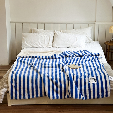 桔子家纺  2023新款兔兔绒皮草毛毯 克莱因蓝