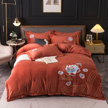 91家纺网 家纺一手货源 找家纺 （总）找底底家纺 2023款9斤全消光重工刺绣纯色牛奶绒四件套-富贵花开