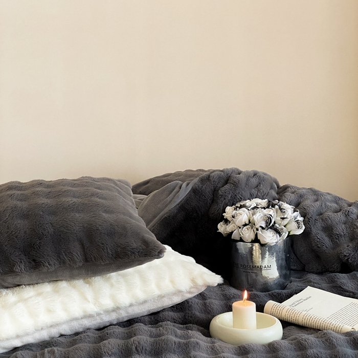 91家纺网 家纺一手货源 找家纺 （总）梦享生活家居 2023新款兔兔绒四件套