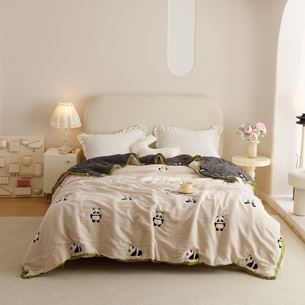 91家纺网 家纺一手货源 找家纺 （总）麻依 2023新款卡通款云朵纱泡芙被双层纱布春秋四季被子毛巾被