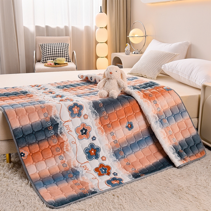 91家纺网 家纺一手货源 找家纺 爱上家居 2023新款印花牛奶绒床护垫床垫子床褥 流光溢彩