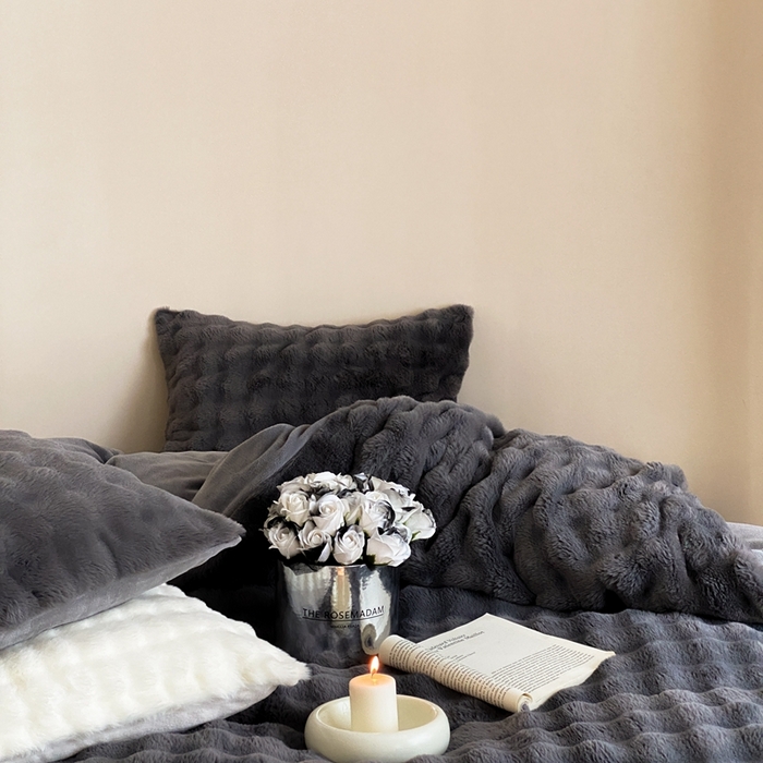 91家纺网 家纺一手货源 找家纺 （总）梦享生活家居 2023新款兔兔绒四件套