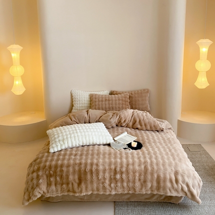 91家纺网 家纺一手货源 找家纺 梦享生活家居 2023新款兔兔绒四件套 兔兔绒-卡其