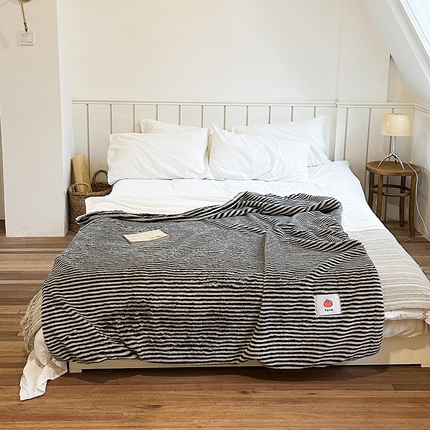 桔子家纺  2023新款兔兔绒皮草毛毯 榛果奶咖