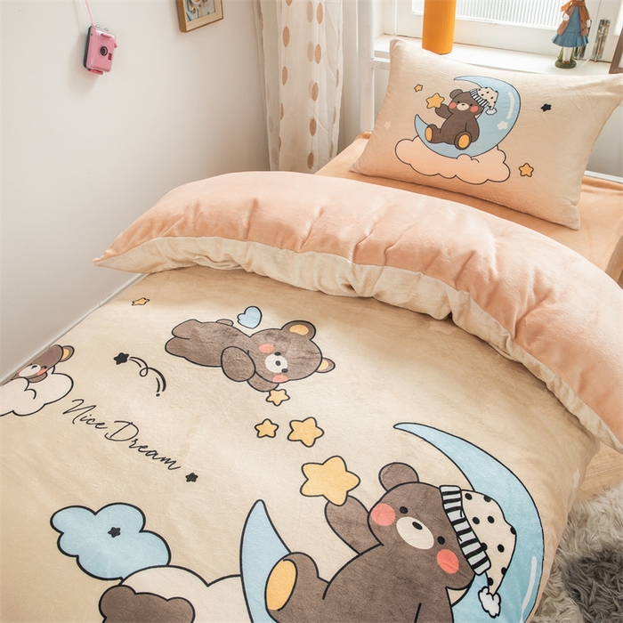 91家纺网 家纺一手货源 找家纺 宅部落 2023新款大版卡通牛奶绒三件套 4.熊彼特