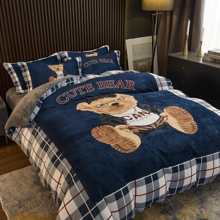 91家纺网 家纺一手货源 找家纺 宅部落 2023新款大版卡通牛奶绒四件套法莱绒 6.英伦熊