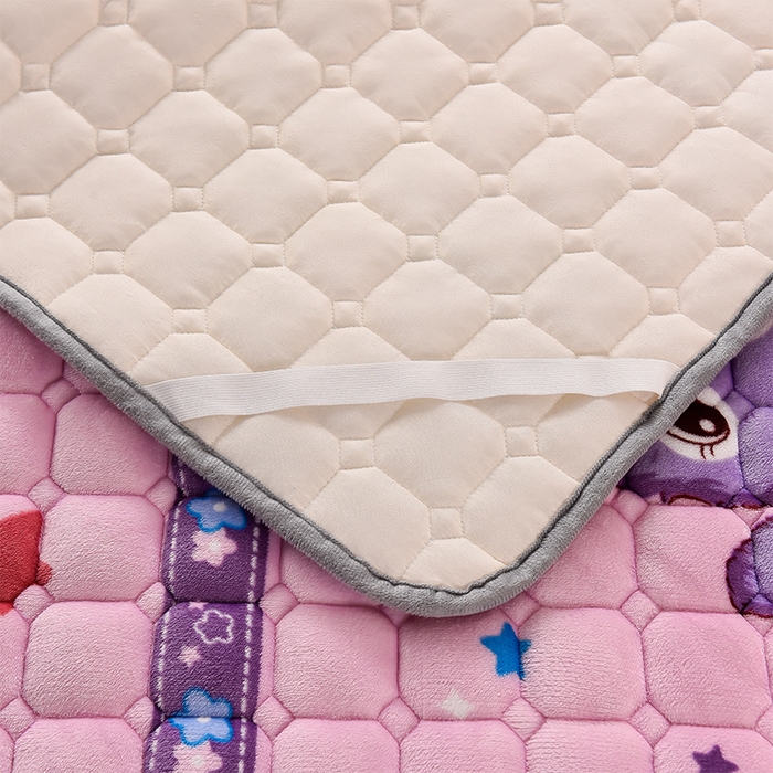 91家纺网 家纺一手货源 找家纺 爱上家居 2023新款印花牛奶绒床护垫床垫子床褥 元气小兔