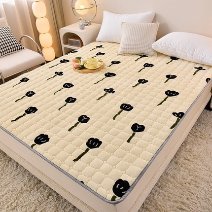 爱上家居 2023新款印花牛奶绒床护垫床垫子床褥 幸运花