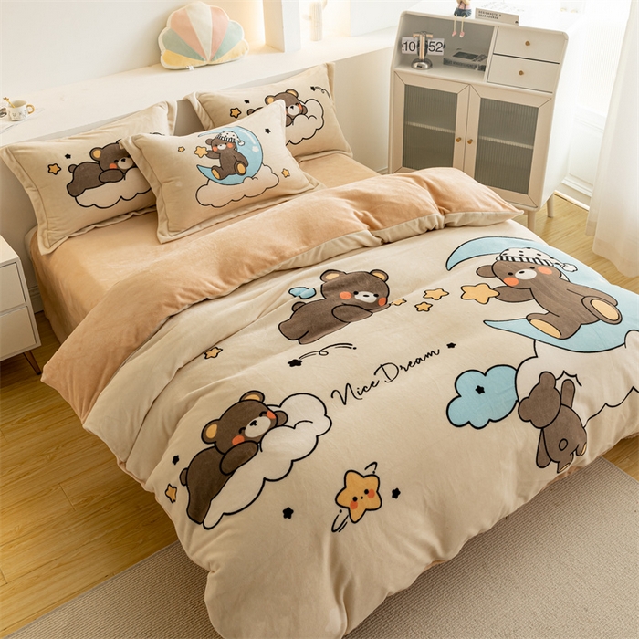 91家纺网 家纺一手货源 找家纺 宅部落 2023新款大版卡通牛奶绒四件套法莱绒 4.熊彼特