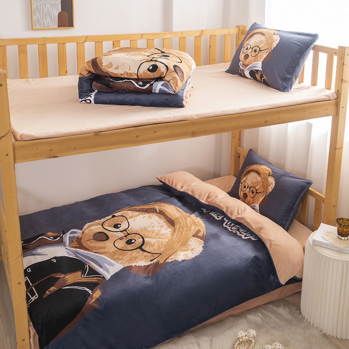 91家纺网 家纺一手货源 找家纺 宅部落 2023新款大版卡通牛奶绒三件套 5.眼镜熊