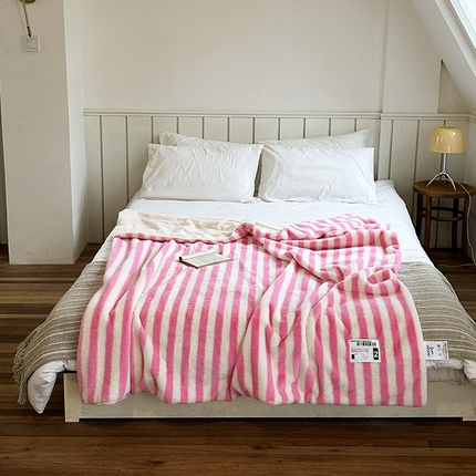 桔子家纺  2023新款兔兔绒皮草毛毯 莓果粉