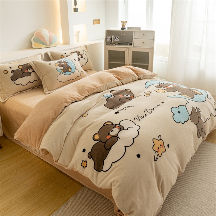 91家纺网 家纺一手货源 找家纺 宅部落 2023新款大版卡通牛奶绒四件套法莱绒 4.熊彼特