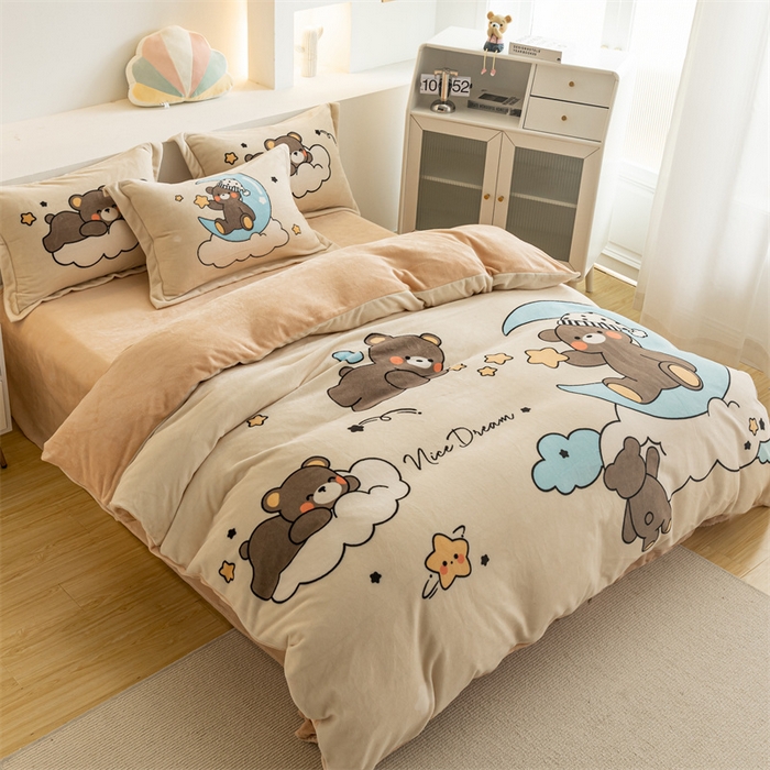 91家纺网 家纺一手货源 找家纺 宅部落 2023新款大版卡通牛奶绒四件套法莱绒 4.熊彼特