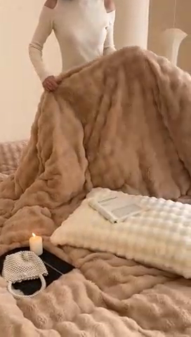 91家纺网 家纺一手货源 找家纺 梦享生活家居 2023新款兔兔绒四件套 兔兔绒-卡其