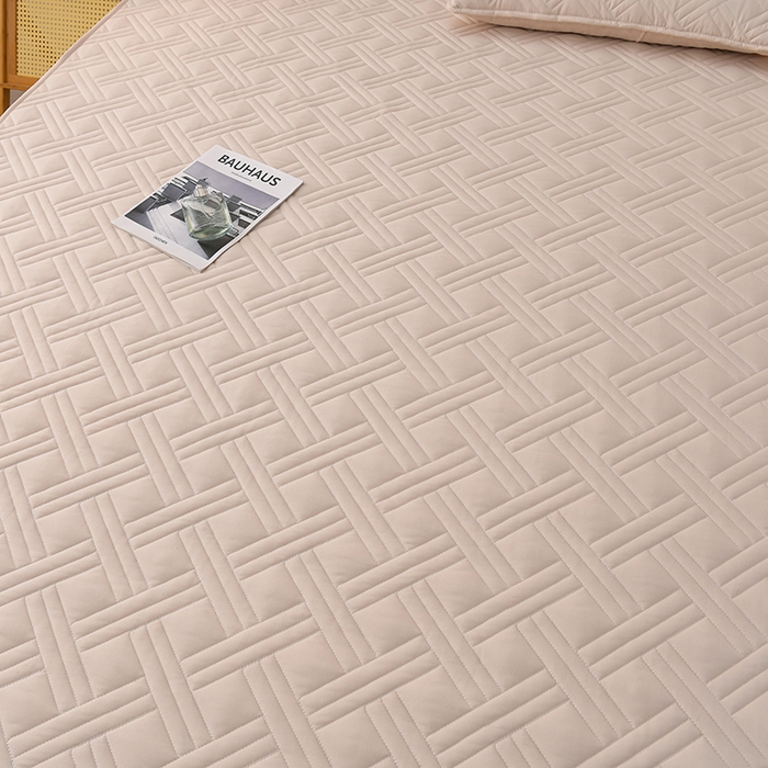 91家纺网 家纺一手货源 找家纺 X猫先生床笠 2024新款A类原棉防水隔尿大豆抗菌夹棉床笠席梦思床垫保护罩防尘床罩加高加厚 防水款迷宫-卡其