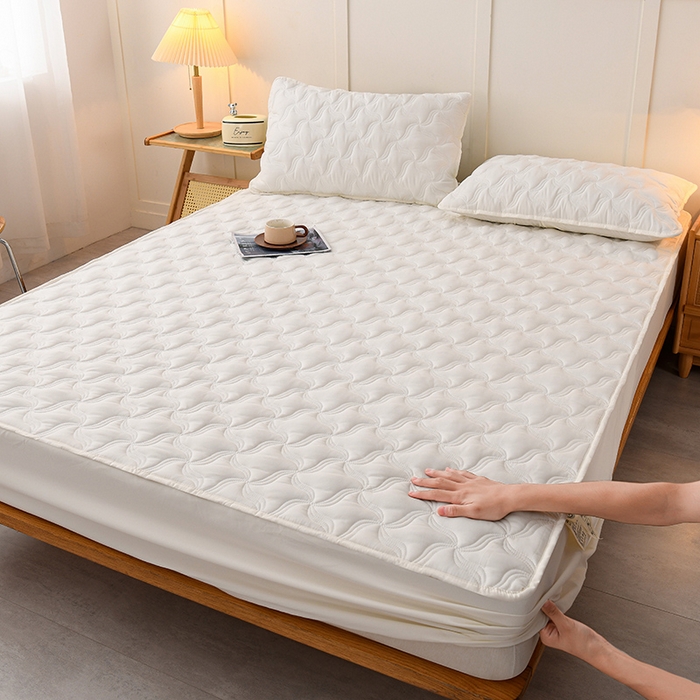 91家纺网 家纺一手货源 找家纺 X猫先生床笠 2024新款A类原棉防水隔尿大豆抗菌夹棉床笠席梦思床垫保护罩防尘床罩加高加厚 防水款爱恋-米白