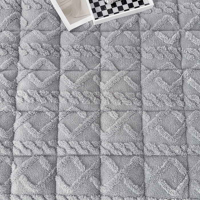 91家纺网 家纺一手货源 找家纺 纽缦家纺 2023新款纯色兔兔绒塔芙绒夹棉床垫 高级灰