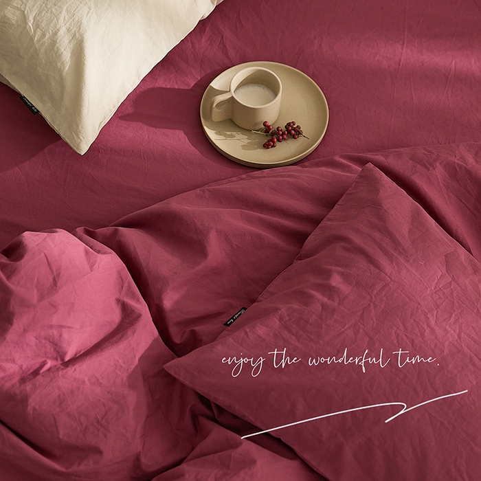 91家纺网 家纺一手货源 找家纺 新款秋冬40S水洗棉四件套-晚风（英文版） 晚风-草莓熊