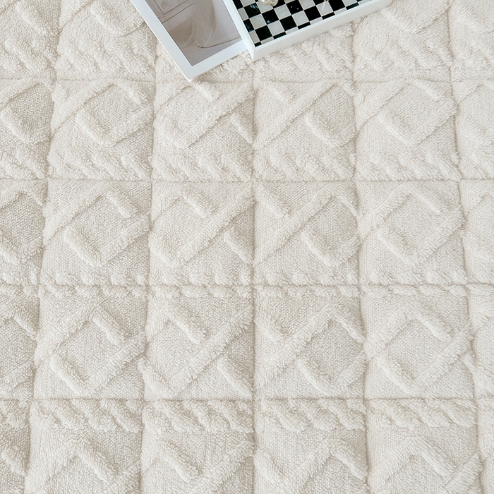 91家纺网 家纺一手货源 找家纺 纽缦家纺 2023新款纯色兔兔绒塔芙绒夹棉床垫 米杏