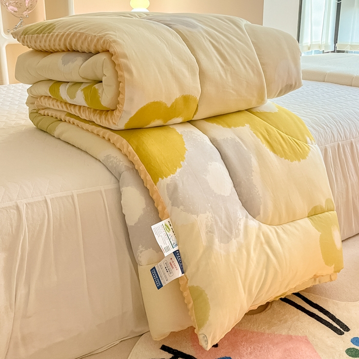 91家纺网 家纺一手货源 找家纺 简宜家居  2023新款全棉安抚豆豆绒被冬被春秋被 梦享