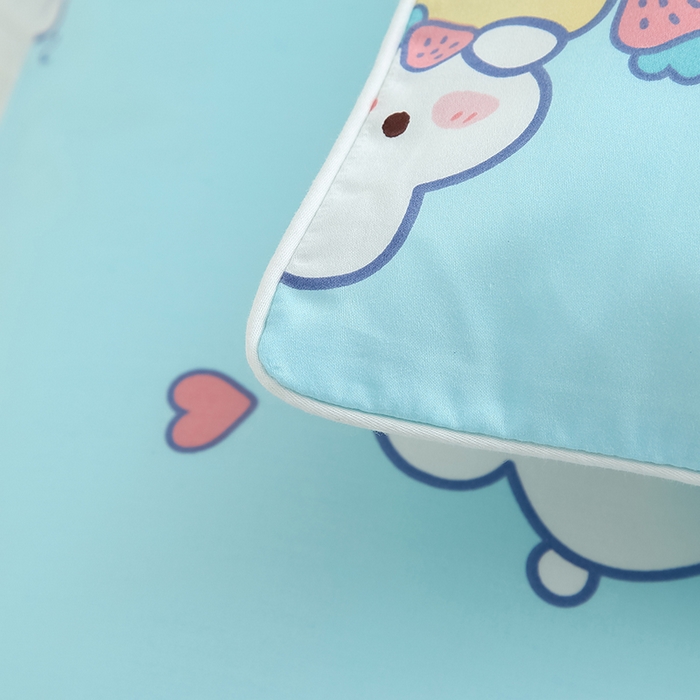 91家纺网 家纺一手货源 找家纺 良佐生活 2023新款60支全棉贡缎卡通信封款枕套 贝塔蓝