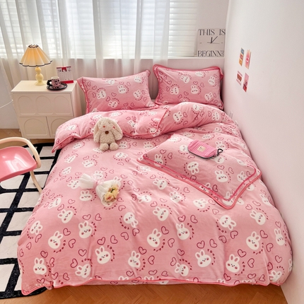 91家纺网 家纺一手货源 找家纺 （总）懒猫家纺 2024新款【包边款印花】牛奶绒四件套