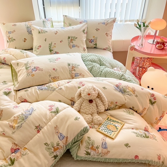 91家纺网 家纺一手货源 找家纺 简宜家居  2023新款全棉安抚豆豆绒被冬被春秋被 花园兔