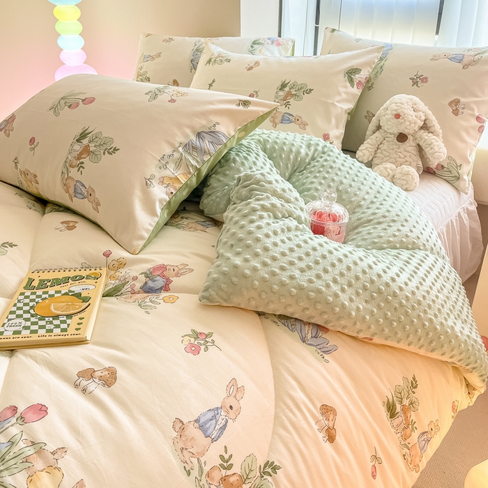 91家纺网 家纺一手货源 找家纺 简宜家居  2023新款全棉安抚豆豆绒被冬被春秋被 花园兔