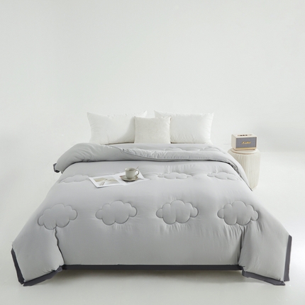 91家纺网 家纺一手货源 找家纺 （总）灰鲸 2025新款轻盈舒适水洗双层纱星云朵朵被被子被芯