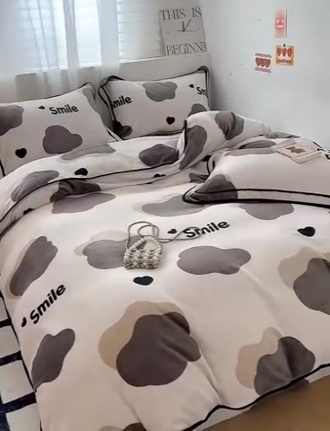 91家纺网 家纺一手货源 找家纺 懒猫家纺 2024新款【包边款印花】牛奶绒四件套 牛奶气泡