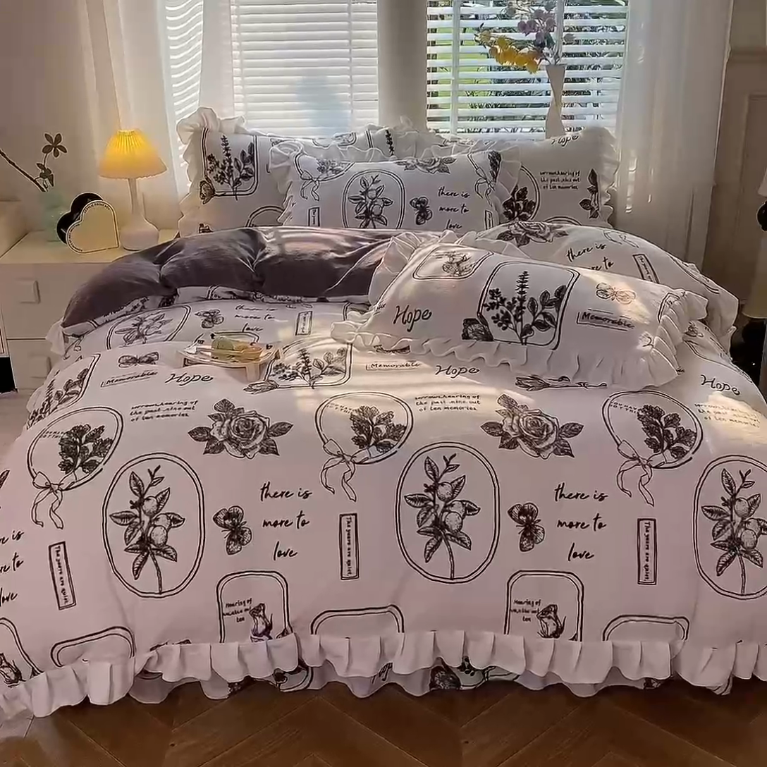 91家纺网 家纺一手货源 找家纺 金盛皇朝家纺 2023高克重牛奶绒韩版花边床裙款四件套 法式浪漫