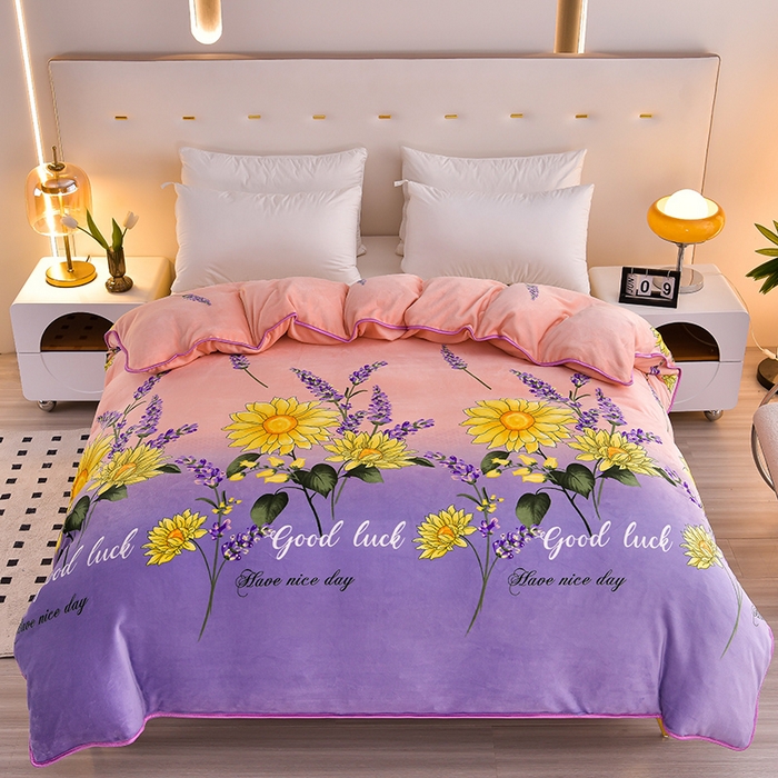 91家纺网 家纺一手货源 找家纺 晚静 2025新款加厚保暖印花牛奶绒单品被套 向阳花开